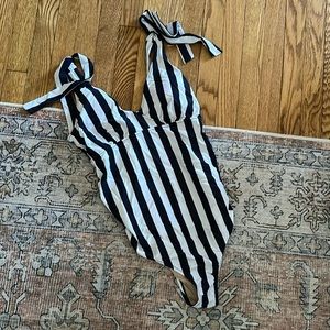 A Pea in The Pod Maternity One Piece Swimsuit